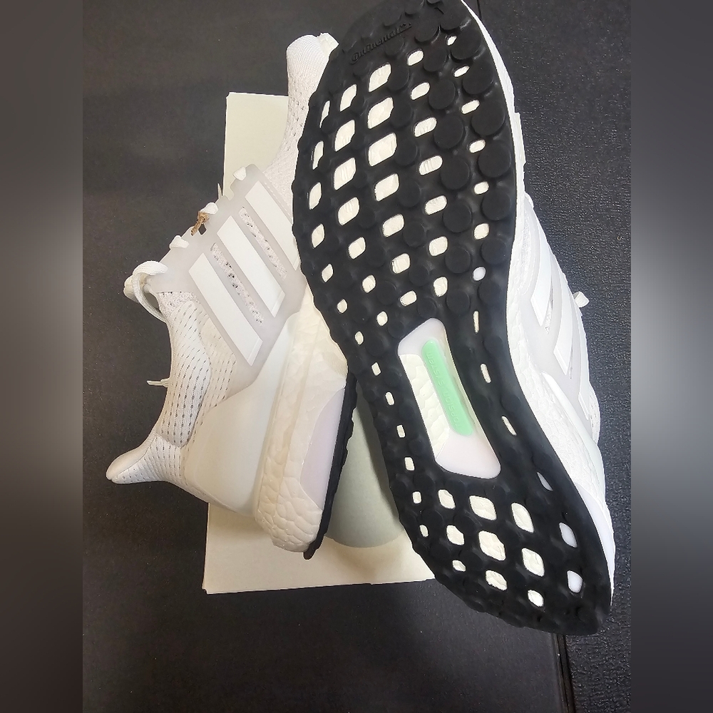 Adidas Ultraboost 1.0 Cloud White 8.5 - Picture 7 of 8